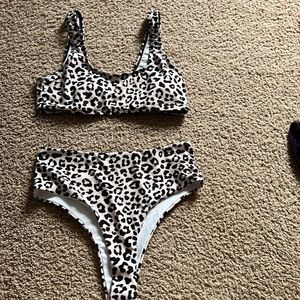 Shein bathing suit never worn
